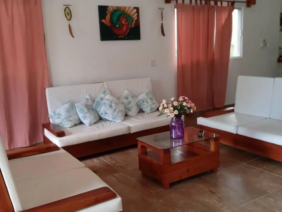 La Casa Naranja En Holbox Villa